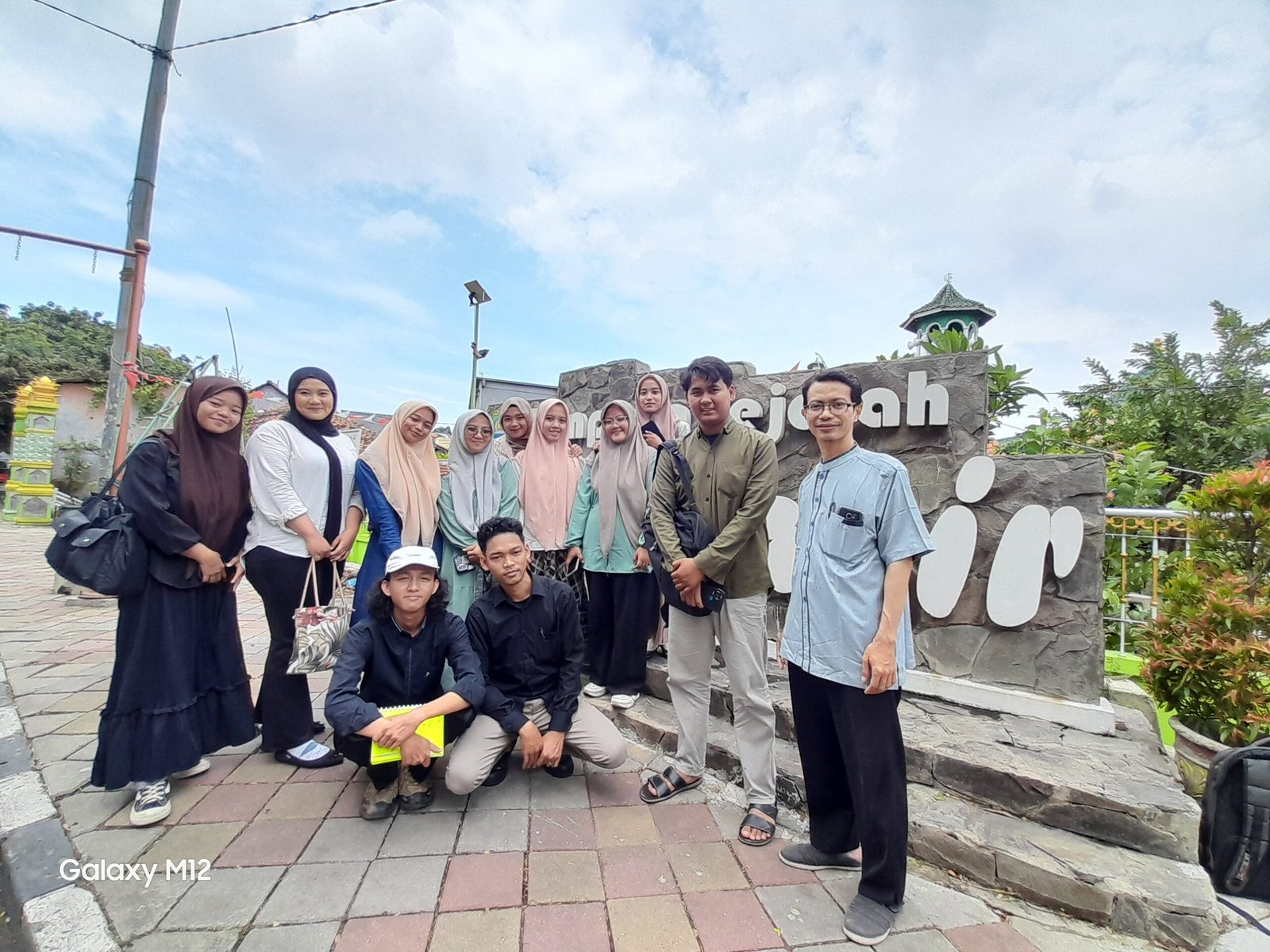 Outing class stisnu nusantara ke kalipasir
