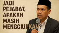 Jadi pejabat